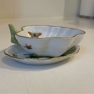 Herend Rothschild Bird Deep Leaf Dish and Saucer